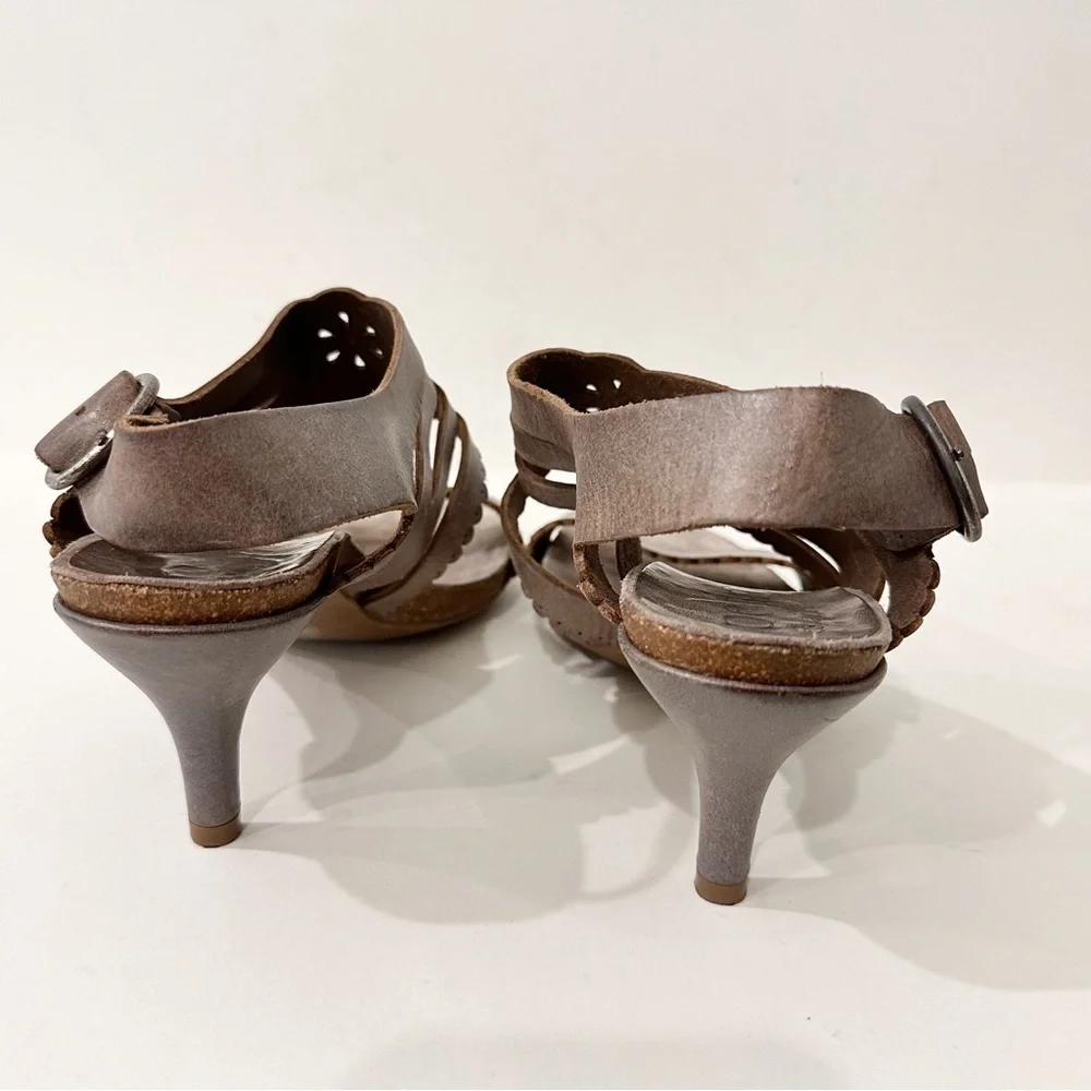 Pendro Garcia Buckle Strap Heels Leather Sandals - Picture 7 of 7